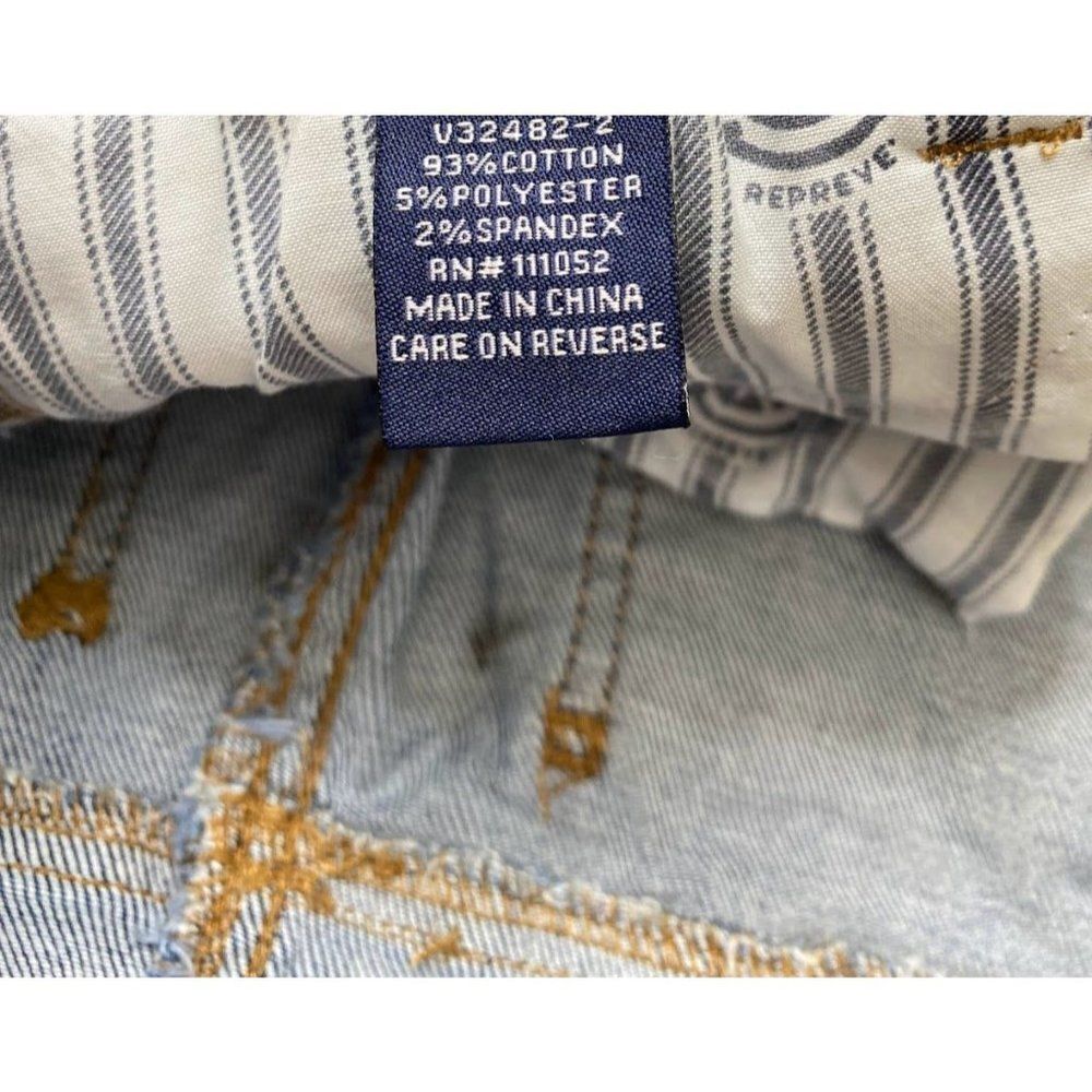 Vanilla Star Bermuda Jean Shorts 3 Juniors' Ripped Frayed‎ Distressed Stretch - Picture 7 of 7